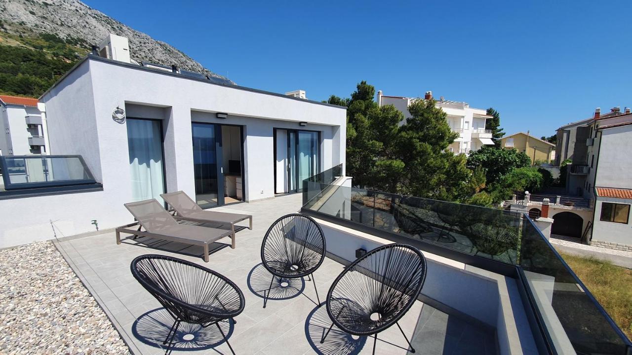 אומיס Apartments Marina מראה חיצוני תמונה