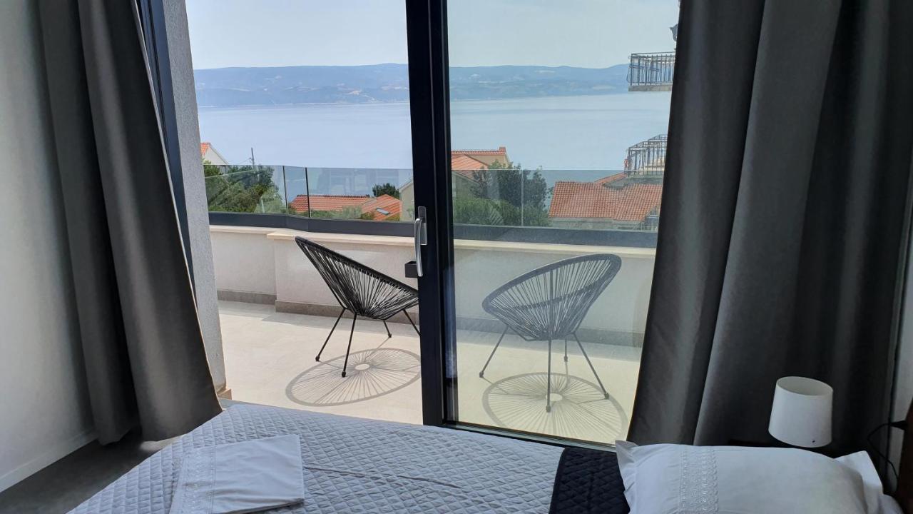 אומיס Apartments Marina מראה חיצוני תמונה