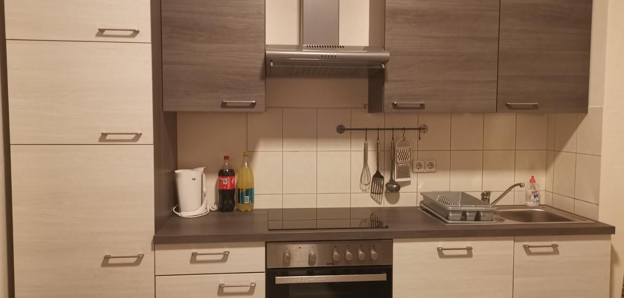 אומיס Apartments Marina מראה חיצוני תמונה